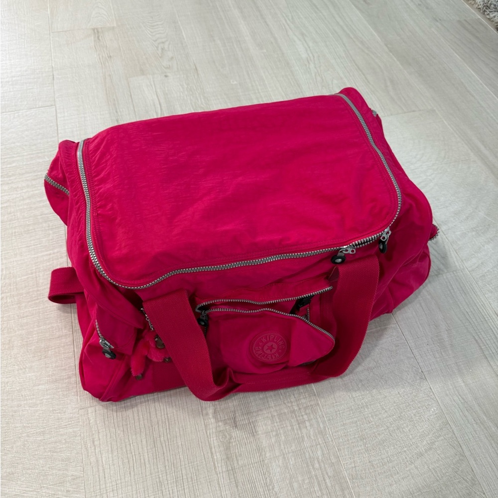Kipling Large Duffle Bag - Fuschia - Excellent Condition! - Picture 2 of 11